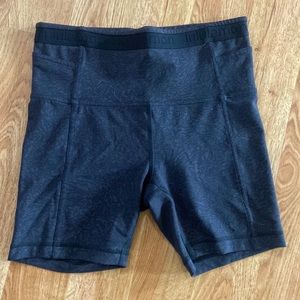 Lululemon Wunder Train Shorts WITH POCKETS!